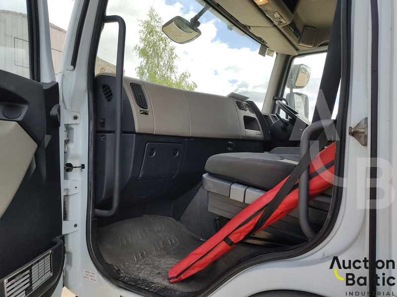 Renault Premium - Portavehículos camión: foto 5 Renault Premium - Portavehículos camión: foto 5