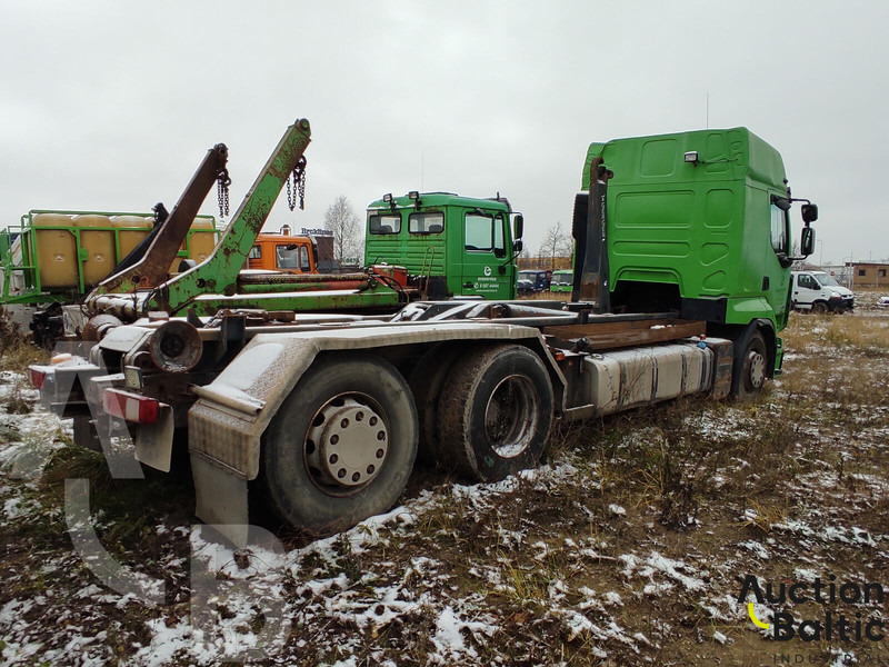 Renault Premium Route - Portacontenedor de cadenas camión: foto 4 Renault Premium Route - Portacontenedor de cadenas camión: foto 4