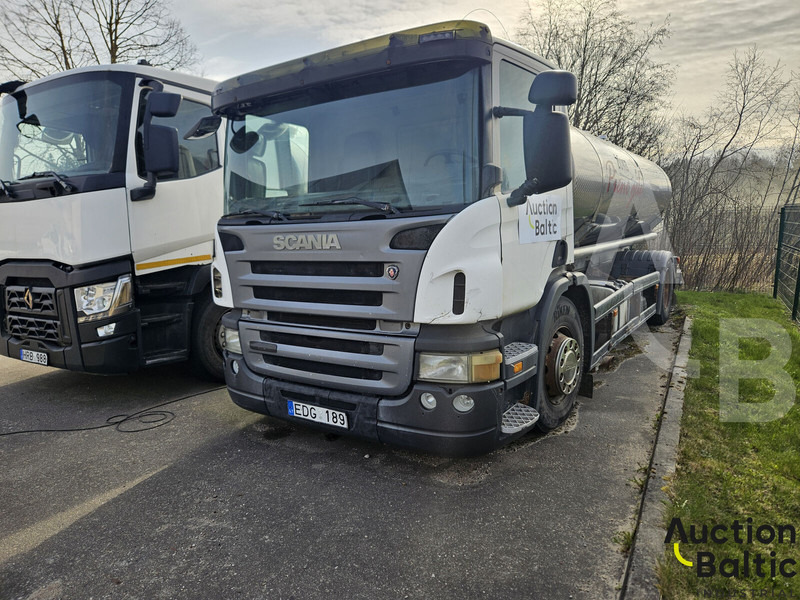 Scania P 230 - Cisterna camión: foto 1 Scania P 230 - Cisterna camión: foto 1