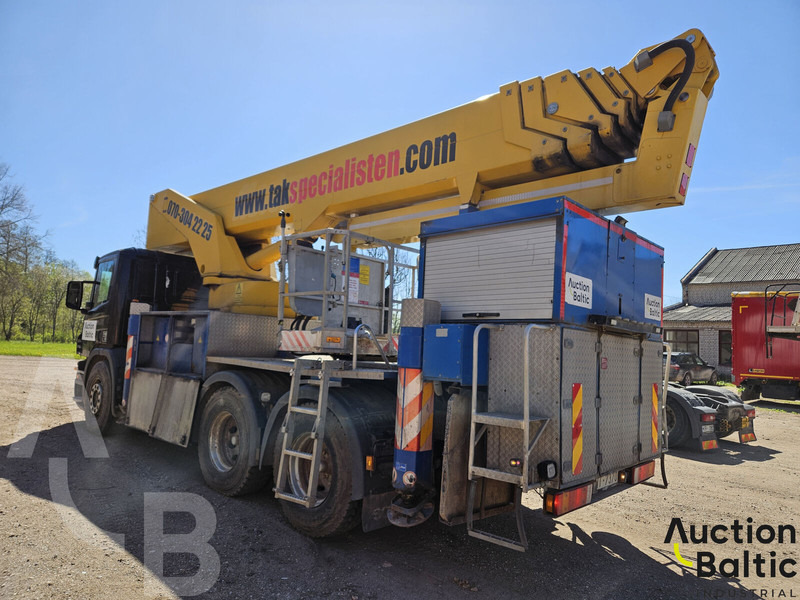 Scania P 310 - Camión con plataforma elevadora: foto 4 Scania P 310 - Camión con plataforma elevadora: foto 4