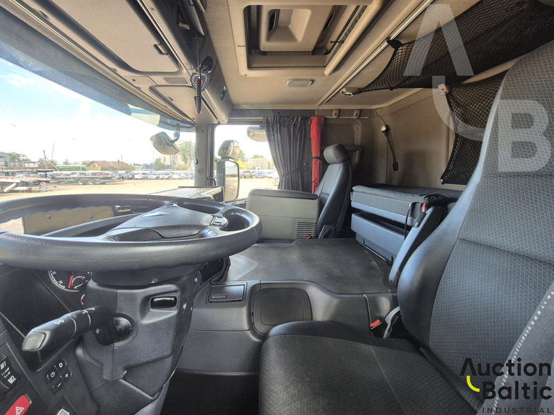 Scania P 450 - Portavehículos camión: foto 5 Scania P 450 - Portavehículos camión: foto 5