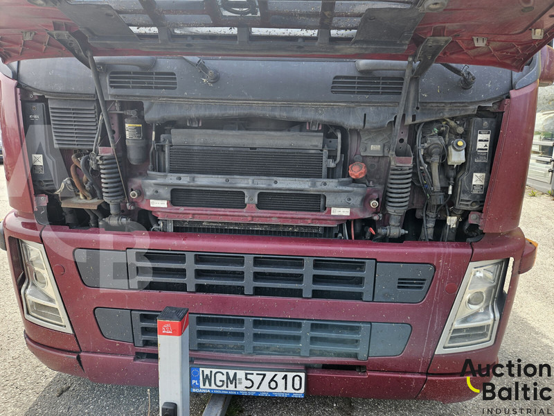 Portavehículos camión Volvo FM440: foto 13