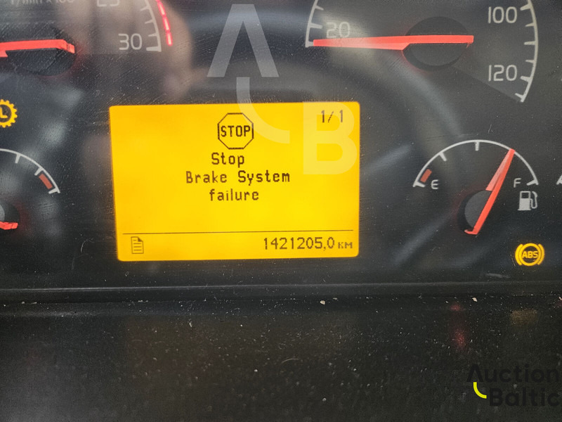 Portavehículos camión Volvo FM440: foto 8