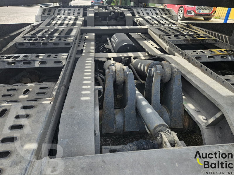 Portavehículos camión Volvo FM440: foto 18