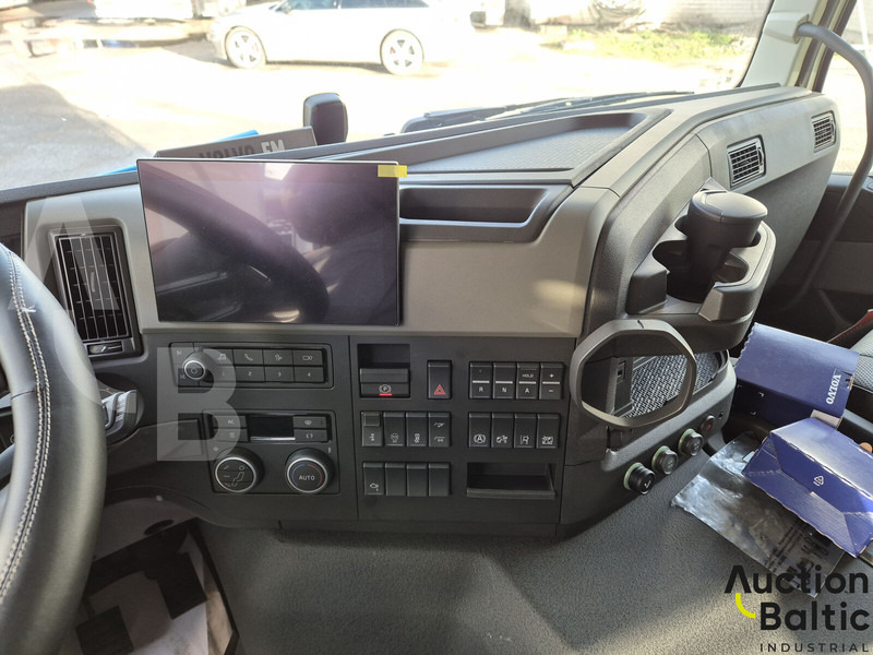 Portavehículos camión Volvo FM500: foto 7 Portavehículos camión Volvo FM500: foto 7