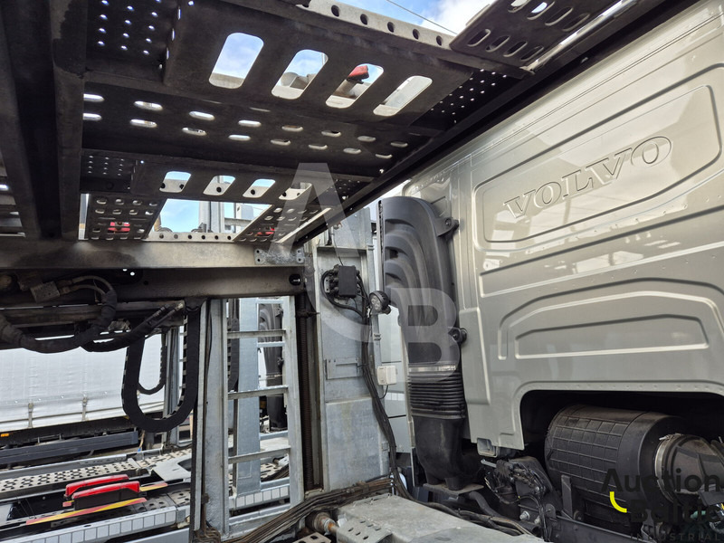 Portavehículos camión Volvo FM500: foto 15 Portavehículos camión Volvo FM500: foto 15