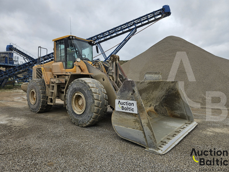 Volvo L 180 F - Cargadora de ruedas: foto 1 Volvo L 180 F - Cargadora de ruedas: foto 1