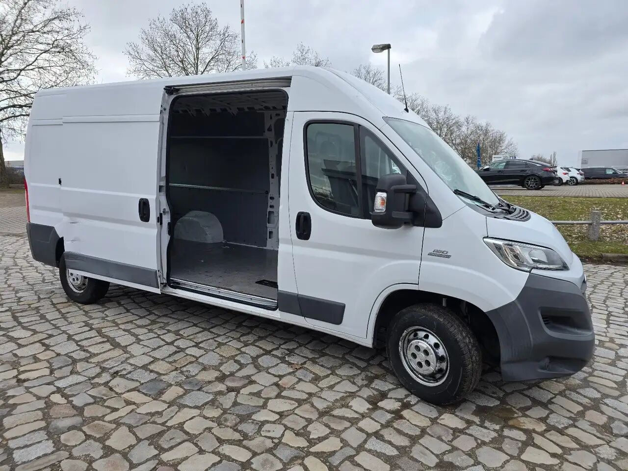 Fiat Ducato Grossr.-Kasten 35 130 L4H2 - Furgón: foto 5 Fiat Ducato Grossr.-Kasten 35 130 L4H2 - Furgón: foto 5