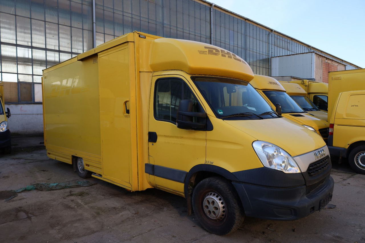 Iveco Daily/ Regalsystem/Luftfeder/Motorschaden - Furgoneta: foto 1 Iveco Daily/ Regalsystem/Luftfeder/Motorschaden - Furgoneta: foto 1