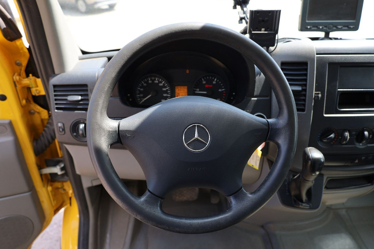 Mercedes-Benz Sprinter II Pritsche/ Koffer/Regalsystem - Furgoneta: foto 5 Mercedes-Benz Sprinter II Pritsche/ Koffer/Regalsystem - Furgoneta: foto 5