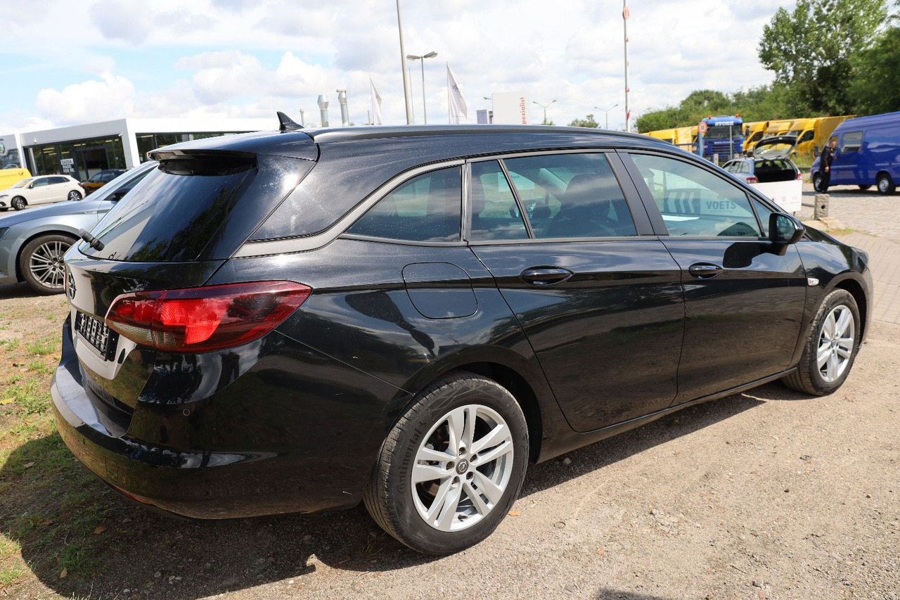 Opel Astra K Sports Tourer Business Start/Stop - Coche familiar: foto 3 Opel Astra K Sports Tourer Business Start/Stop - Coche familiar: foto 3