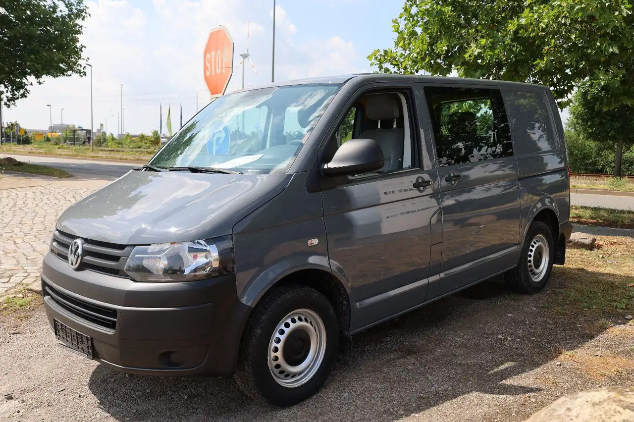 Volkswagen T5 Transporter Kasten-Kombi 2.0 TDI/EU5/5-Sitze - Coche: foto 1 Volkswagen T5 Transporter Kasten-Kombi 2.0 TDI/EU5/5-Sitze - Coche: foto 1