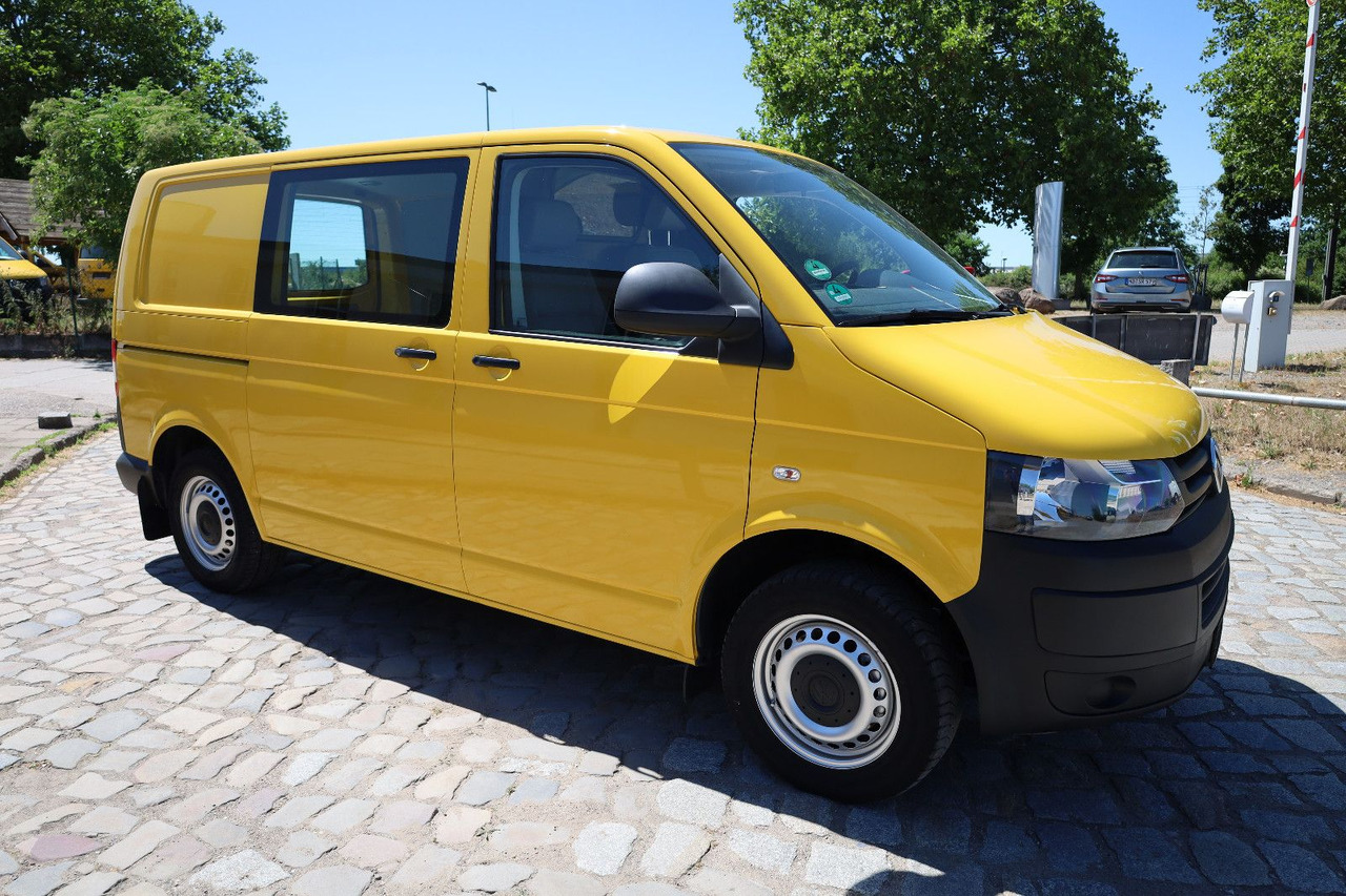 Volkswagen T5 Transporter Kasten-Kombi 2.0 TDI/EU5 - Furgoneta de pasajeros: foto 1 Volkswagen T5 Transporter Kasten-Kombi 2.0 TDI/EU5 - Furgoneta de pasajeros: foto 1