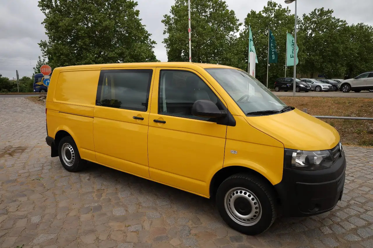 Volkswagen T5 lang Transporter Kasten-Kombi 2.0 TDI/EU5 - Furgón: foto 4 Volkswagen T5 lang Transporter Kasten-Kombi 2.0 TDI/EU5 - Furgón: foto 4