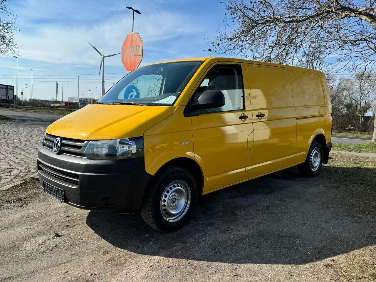 Volkswagen T5 lang Transporter Kasten-Kombi 2.0 TDI/EU5 - Furgón: foto 1 Volkswagen T5 lang Transporter Kasten-Kombi 2.0 TDI/EU5 - Furgón: foto 1