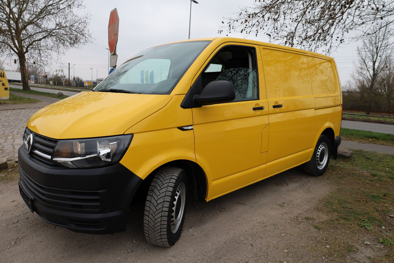 Volkswagen T6 Transporter Kasten2.0 TDI/EU5/1.Hand - Furgoneta pequeña: foto 3 Volkswagen T6 Transporter Kasten2.0 TDI/EU5/1.Hand - Furgoneta pequeña: foto 3