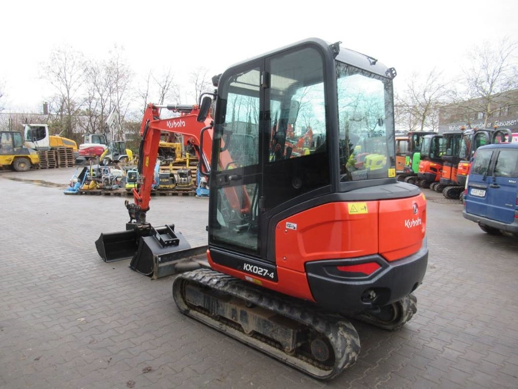 Kubota KX027-4Hi Powertilt - Miniexcavadora: foto 2 Kubota KX027-4Hi Powertilt - Miniexcavadora: foto 2