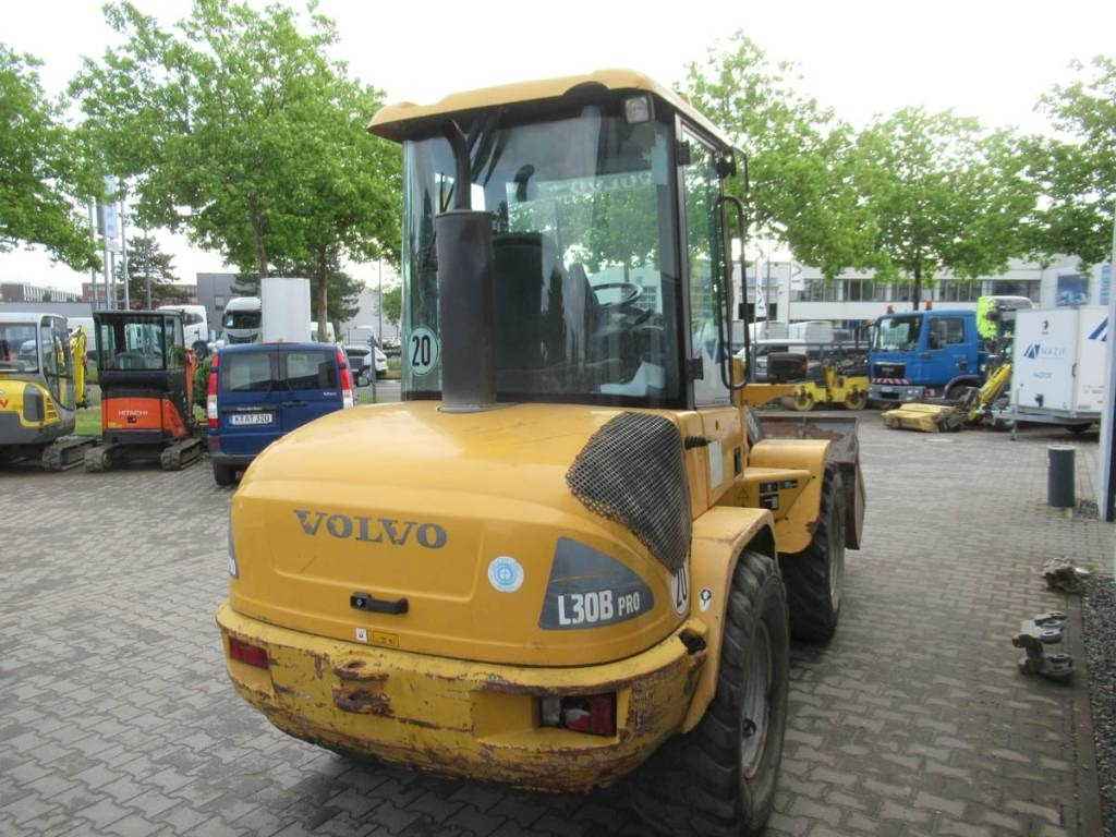 Volvo L 30 B - Cargadora de ruedas: foto 4 Volvo L 30 B - Cargadora de ruedas: foto 4