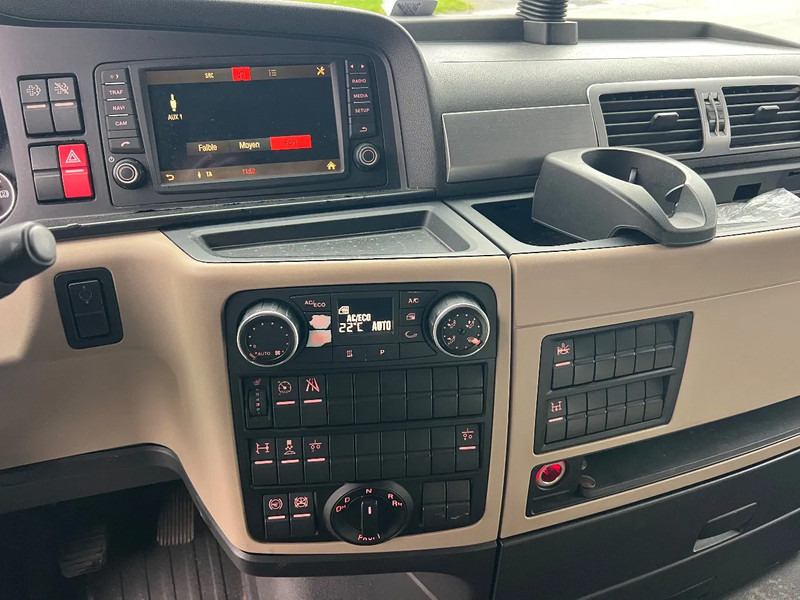 Cabeza tractora MAN TGX 18.460 PTO POMP**RETARDER**STAND CLIMA**TGX460: foto 20 Cabeza tractora MAN TGX 18.460 PTO POMP**RETARDER**STAND CLIMA**TGX460: foto 20