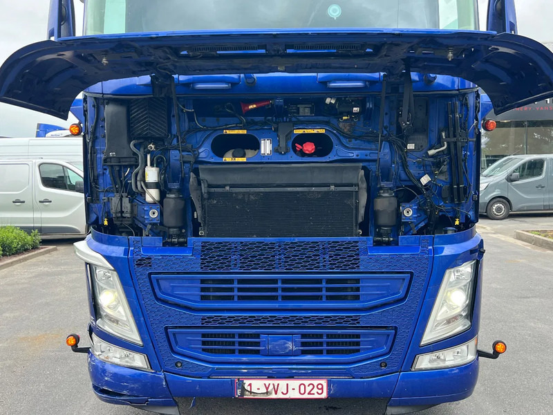 Volvo FH 460 LNG+Diesel full options 2021 model - Cabeza tractora: foto 3 Volvo FH 460 LNG+Diesel full options 2021 model - Cabeza tractora: foto 3