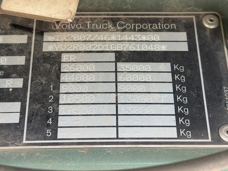 Volvo FH 16.650 6x4 full steel*VOITH RETARDER*FH16 650* - Chasis camión: foto 4 Volvo FH 16.650 6x4 full steel*VOITH RETARDER*FH16 650* - Chasis camión: foto 4