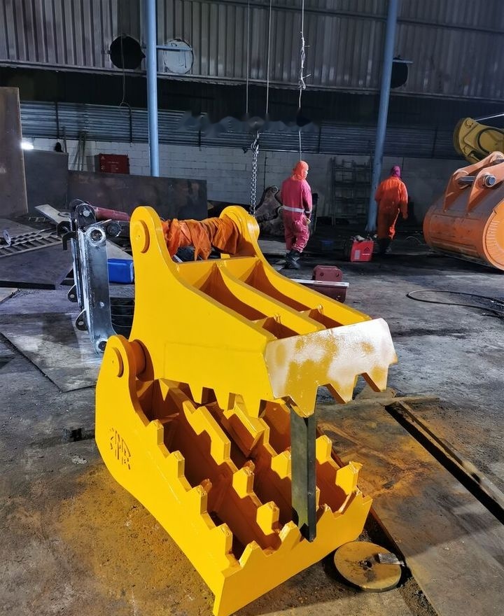 Cizalla de demolición para Excavadora nuevo AME Mechanical Pulverizer: foto 13