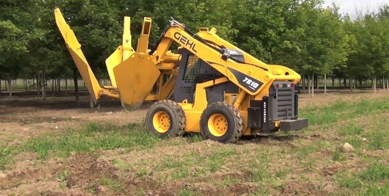 AME Tree Spade - Implemento para Minicargadora: foto 4 AME Tree Spade - Implemento para Minicargadora: foto 4