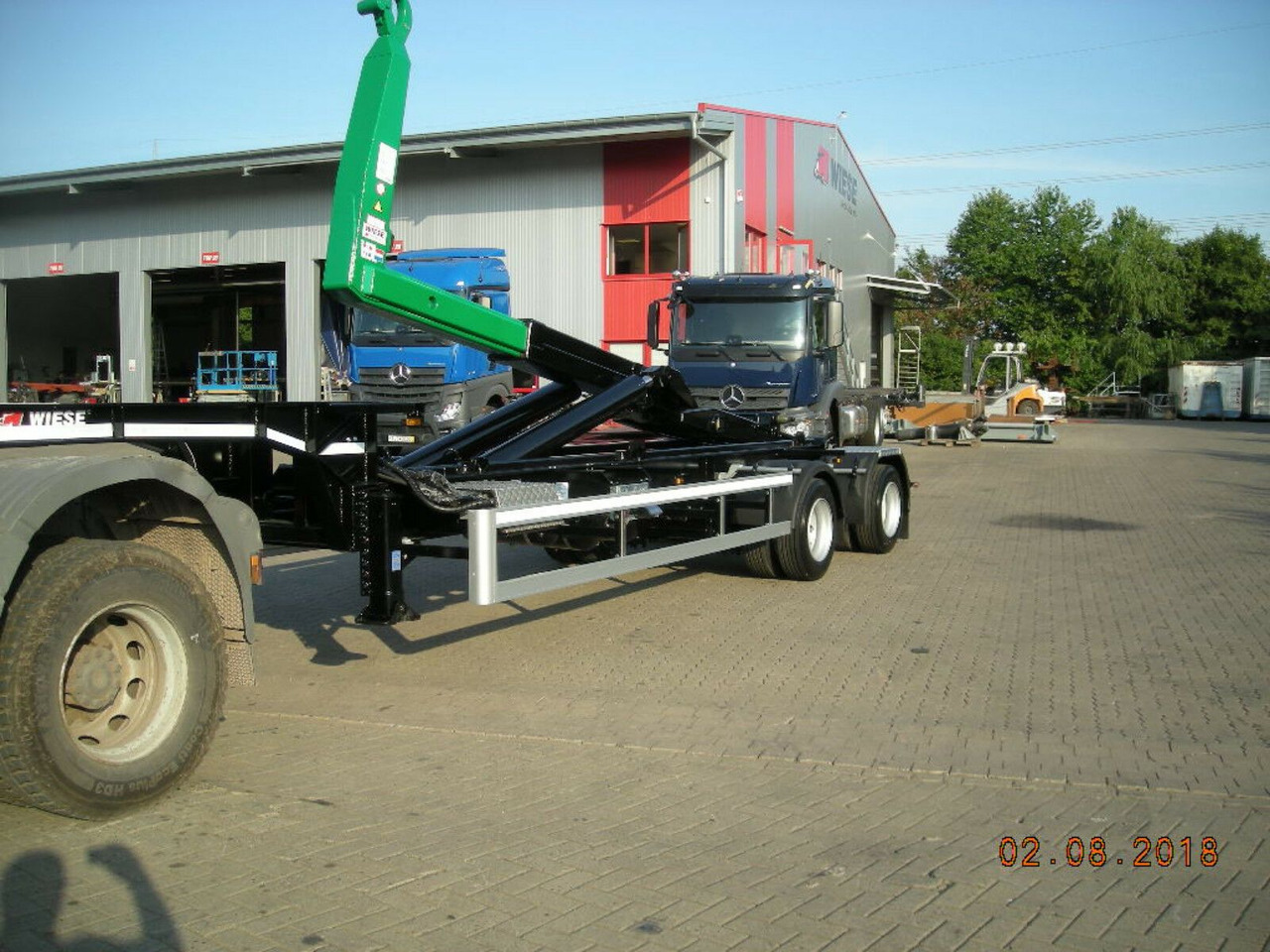 Auflieger Abrollkipper Hakenlift Hooklift - Portacontenedore/ Intercambiable semirremolque: foto 2 Auflieger Abrollkipper Hakenlift Hooklift - Portacontenedore/ Intercambiable semirremolque: foto 2