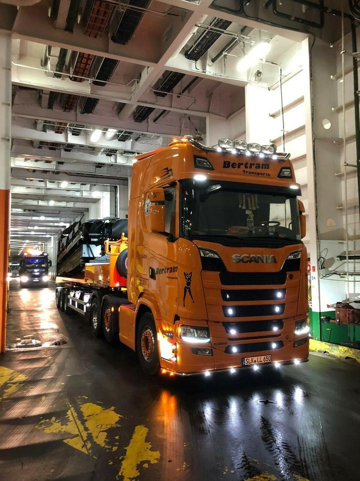 Auflieger Abrollkipper Hakenlift Hookliftloader - Portacontenedore/ Intercambiable semirremolque: foto 4 Auflieger Abrollkipper Hakenlift Hookliftloader - Portacontenedore/ Intercambiable semirremolque: foto 4