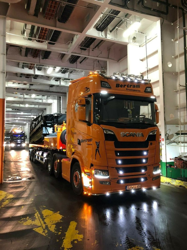 Auflieger Abrollkipper Hakenlift Hookliftloader - Portacontenedore/ Intercambiable semirremolque: foto 4 Auflieger Abrollkipper Hakenlift Hookliftloader - Portacontenedore/ Intercambiable semirremolque: foto 4