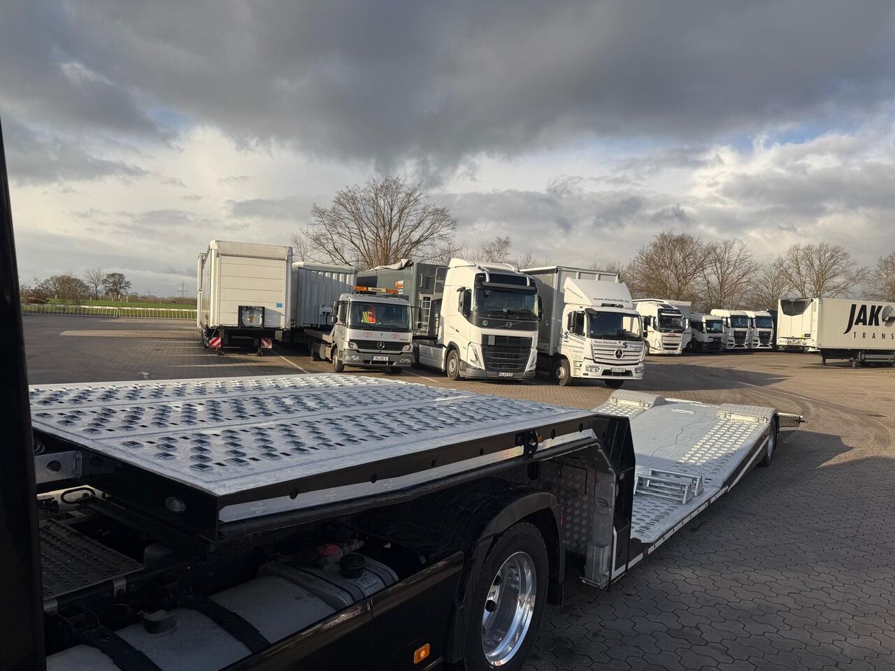 Eroglu Truck/Car Transporter in stock - Portavehículos semirremolque: foto 4 Eroglu Truck/Car Transporter in stock - Portavehículos semirremolque: foto 4