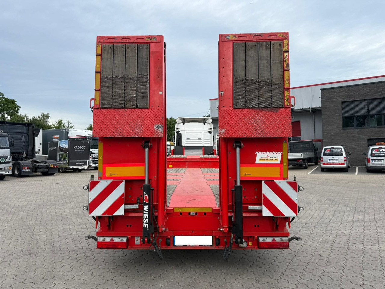 Kässbohrer K.SLS ECO Tieflader mit hydraulischen Rampen - Góndola rebajadas semirremolque: foto 5 Kässbohrer K.SLS ECO Tieflader mit hydraulischen Rampen - Góndola rebajadas semirremolque: foto 5