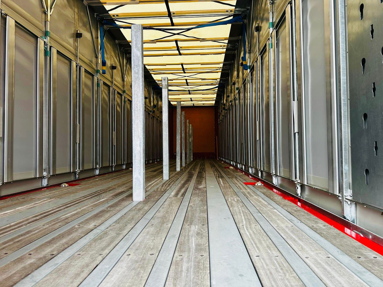 Semirremolque lona Kässbohrer K.SPO Pritsche Plane - Libner Open Box: foto 9