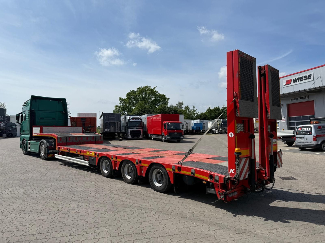 Kässbohrer SLS.HS Tieflader mit hydr. Schwanenhals - Góndola rebajadas semirremolque: foto 2 Kässbohrer SLS.HS Tieflader mit hydr. Schwanenhals - Góndola rebajadas semirremolque: foto 2