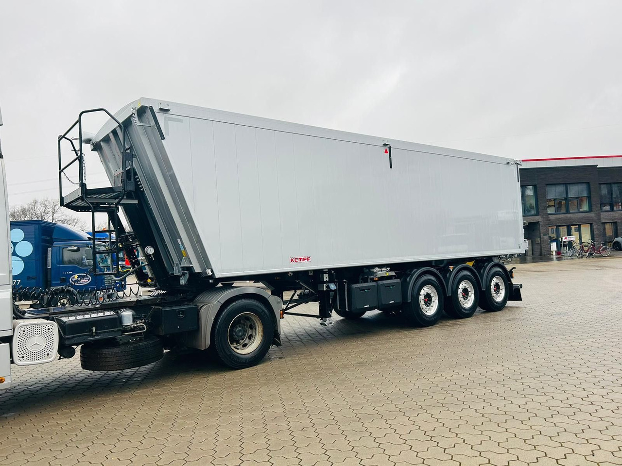 Kempf SKM 36/3 AK Alu Kipper 55 m³ Waschgerät - Volquete semirremolque: foto 4 Kempf SKM 36/3 AK Alu Kipper 55 m³ Waschgerät - Volquete semirremolque: foto 4