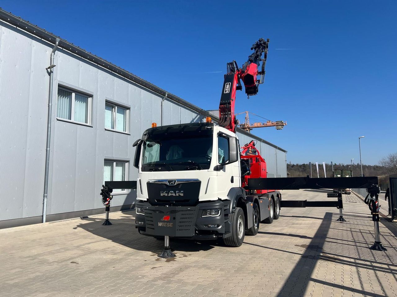 MAN 8x4 mit F1150RA.2.28 L616 Winde - Camión grúa: foto 1 MAN 8x4 mit F1150RA.2.28 L616 Winde - Camión grúa: foto 1