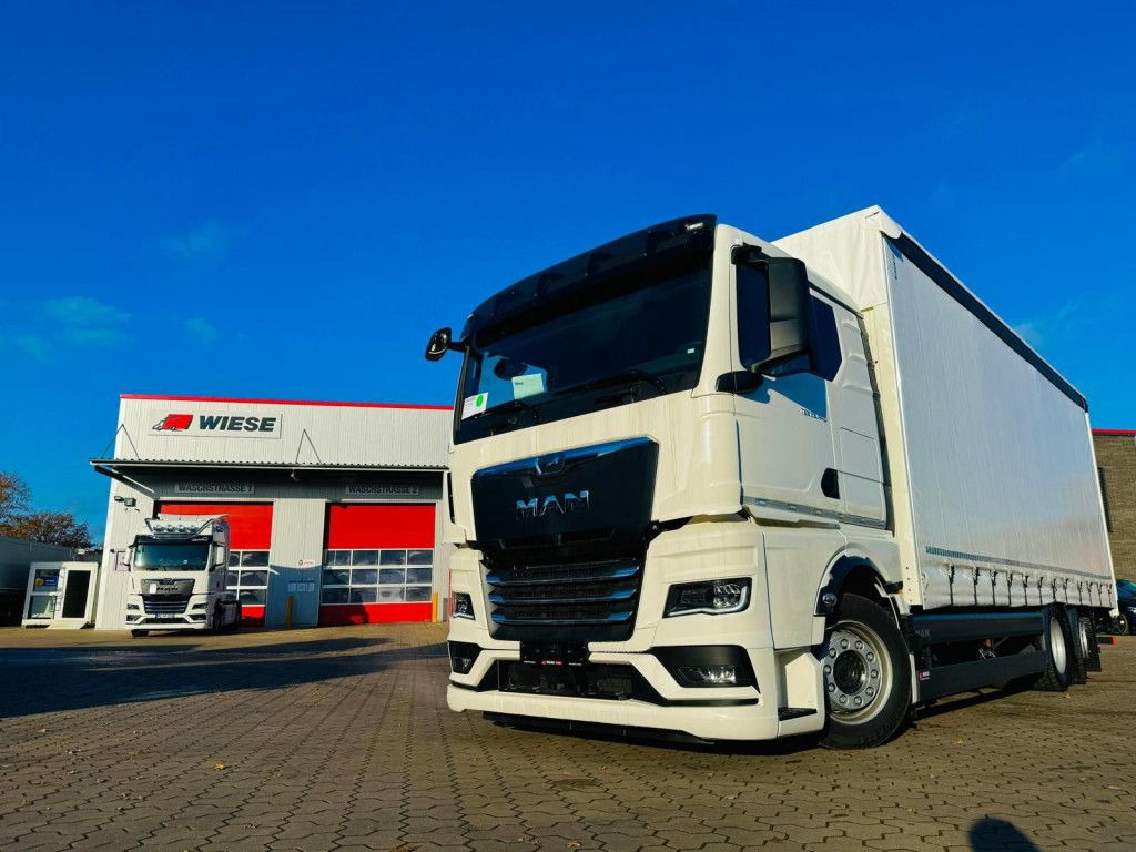 MAN TGX 26.440 6x2 LL Schwerlast Ladebordwand/Rampe - Grua de remolque autos: foto 3 MAN TGX 26.440 6x2 LL Schwerlast Ladebordwand/Rampe - Grua de remolque autos: foto 3