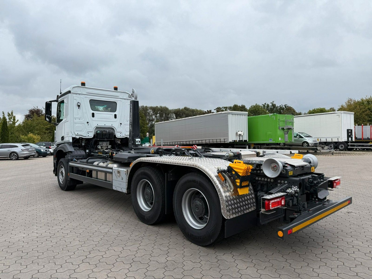 Mercedes-Benz Arocs 5 2651L 6 x4 Meiller RS 2170 - Multibasculante camión: foto 4 Mercedes-Benz Arocs 5 2651L 6 x4 Meiller RS 2170 - Multibasculante camión: foto 4