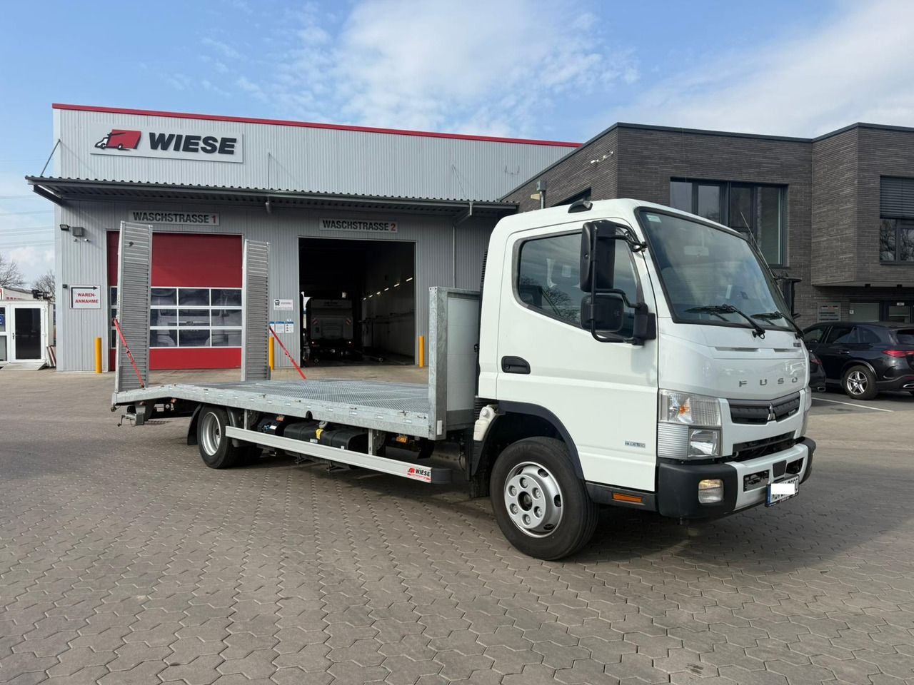 Mitsubishi Fuso Canter 7C18 Maschinen Transporter 23.947 km - Caja abierta furgoneta: foto 1 Mitsubishi Fuso Canter 7C18 Maschinen Transporter 23.947 km - Caja abierta furgoneta: foto 1