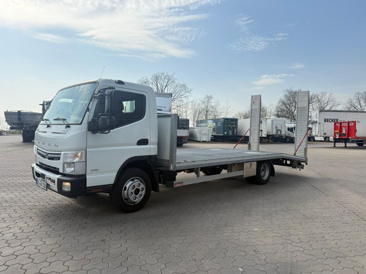 Mitsubishi Fuso Canter 7C18 Maschinen Transporter 23.947 km - Caja abierta furgoneta: foto 2 Mitsubishi Fuso Canter 7C18 Maschinen Transporter 23.947 km - Caja abierta furgoneta: foto 2
