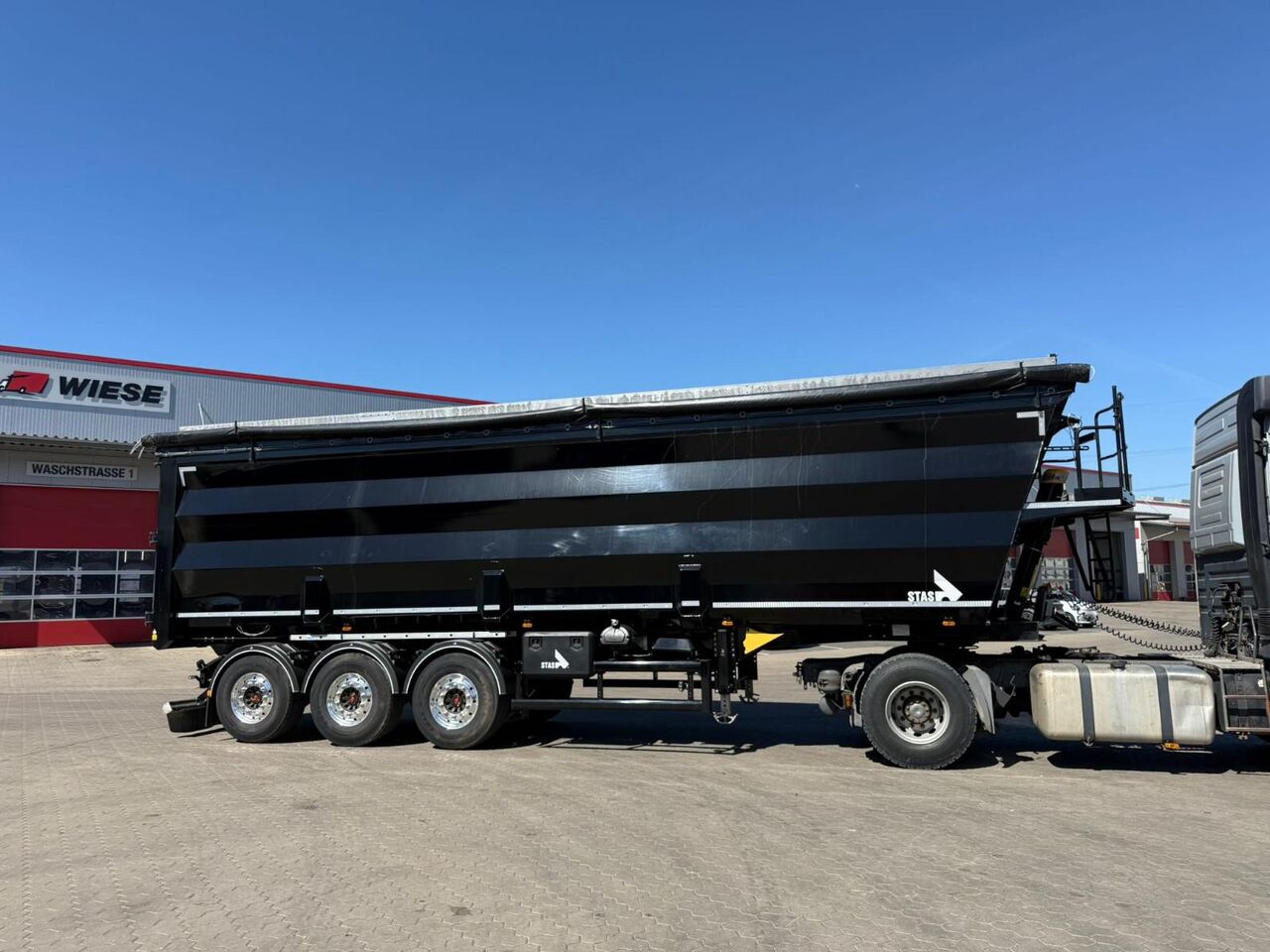 Stas S300CX Stahl Kipper Top Zustand - Volquete semirremolque: foto 2 Stas S300CX Stahl Kipper Top Zustand - Volquete semirremolque: foto 2