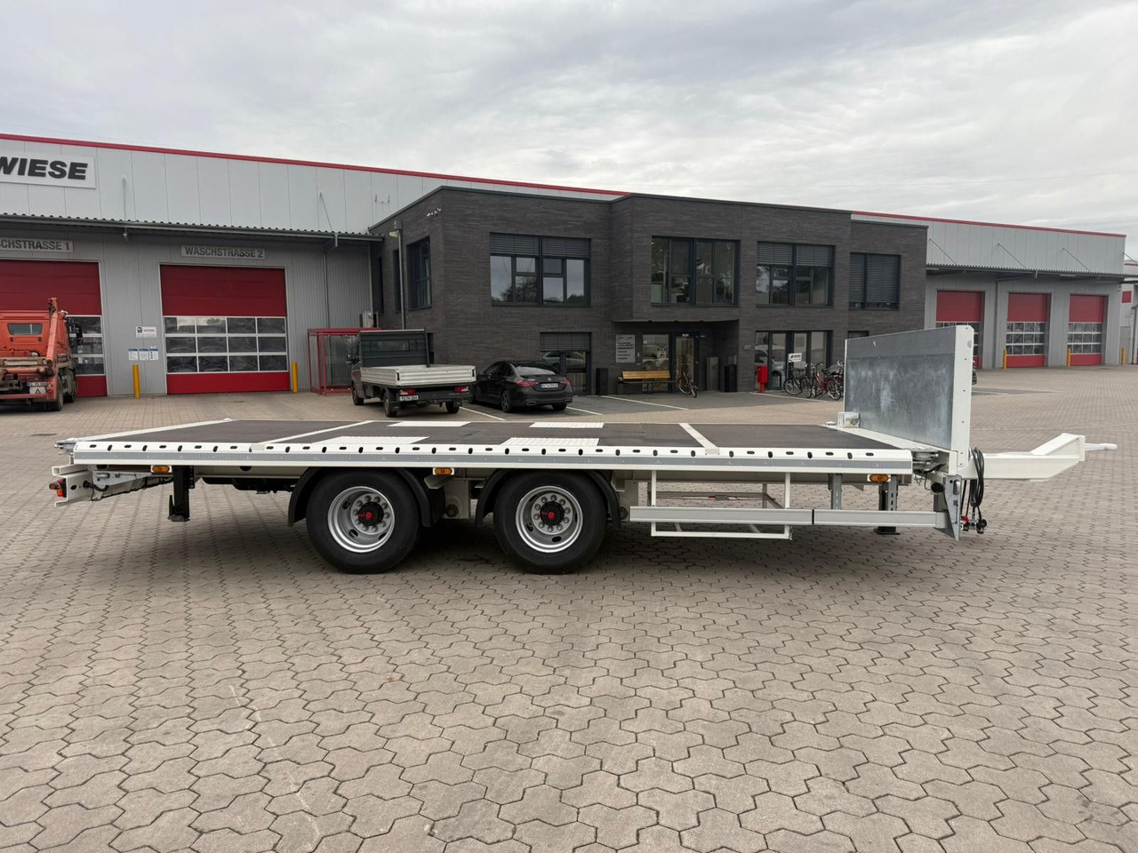 Tandemanhänger Plattform - Remolque plataforma/ Caja abierta: foto 3 Tandemanhänger Plattform - Remolque plataforma/ Caja abierta: foto 3
