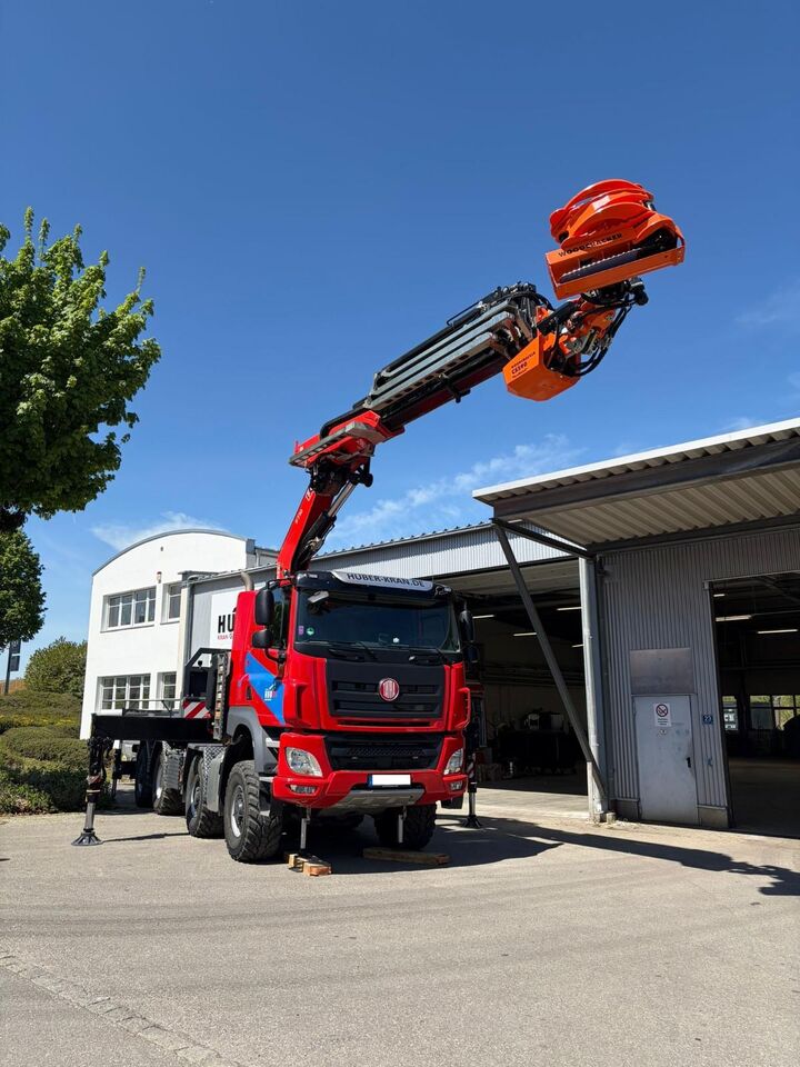 Tatra Phoenix 8x8 mit Fassi F710 + Woodcracker CS590 - Camión grúa, Camión caja abierta: foto 3 Tatra Phoenix 8x8 mit Fassi F710 + Woodcracker CS590 - Camión grúa, Camión caja abierta: foto 3