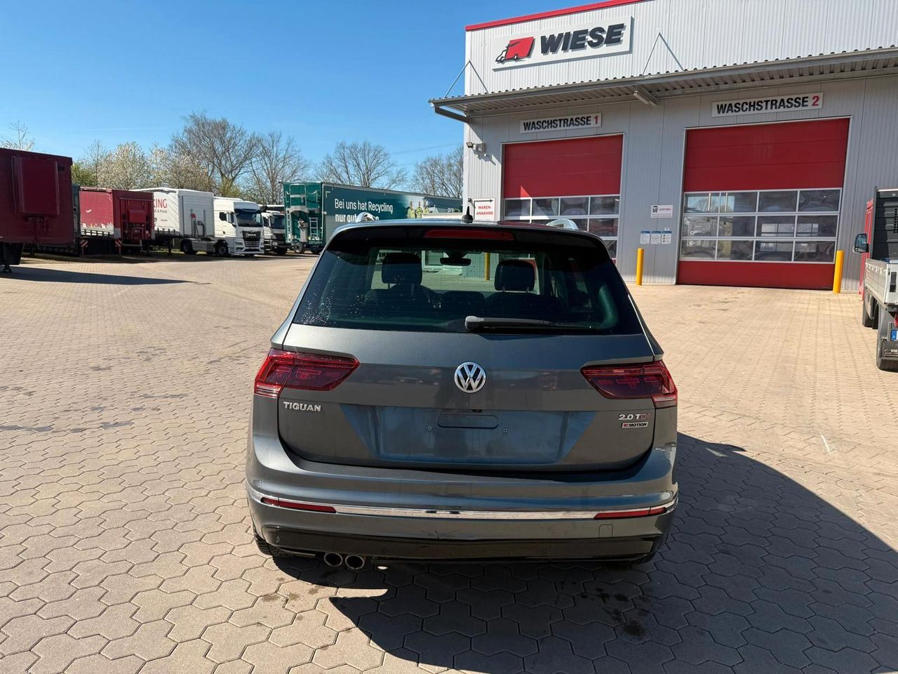 Volkswagen Tiguan 2.0 TDI SCR 140 DSG BMT 4MOT Comfortline - SUV/ Todoterreno: foto 2 Volkswagen Tiguan 2.0 TDI SCR 140 DSG BMT 4MOT Comfortline - SUV/ Todoterreno: foto 2