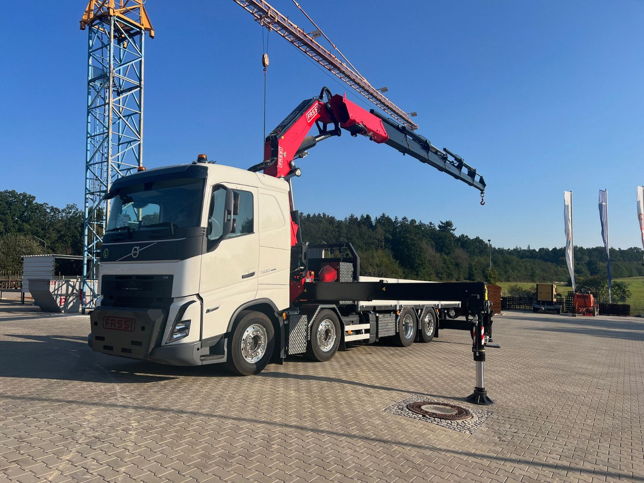 Volvo FH 500 8x2 Kran F710 RA2.26 - Camión grúa: foto 1 Volvo FH 500 8x2 Kran F710 RA2.26 - Camión grúa: foto 1