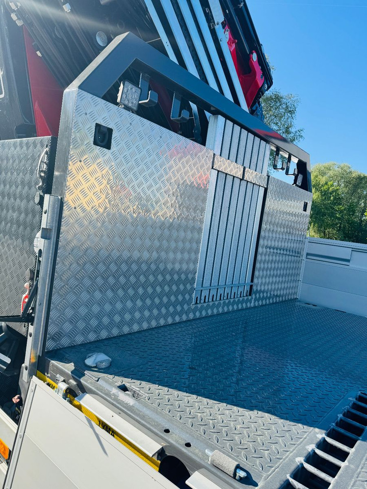 Volvo FH 500 8x2 mit F710RA.2.27 L426 und V20 Winde - Camión grúa: foto 3 Volvo FH 500 8x2 mit F710RA.2.27 L426 und V20 Winde - Camión grúa: foto 3