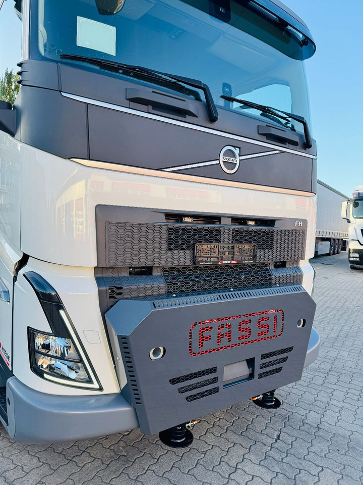 Volvo FH500 6x2 mit Fassi F545 2.27 JIB Winde sofort - Camión caja abierta, Camión grúa: foto 2 Volvo FH500 6x2 mit Fassi F545 2.27 JIB Winde sofort - Camión caja abierta, Camión grúa: foto 2
