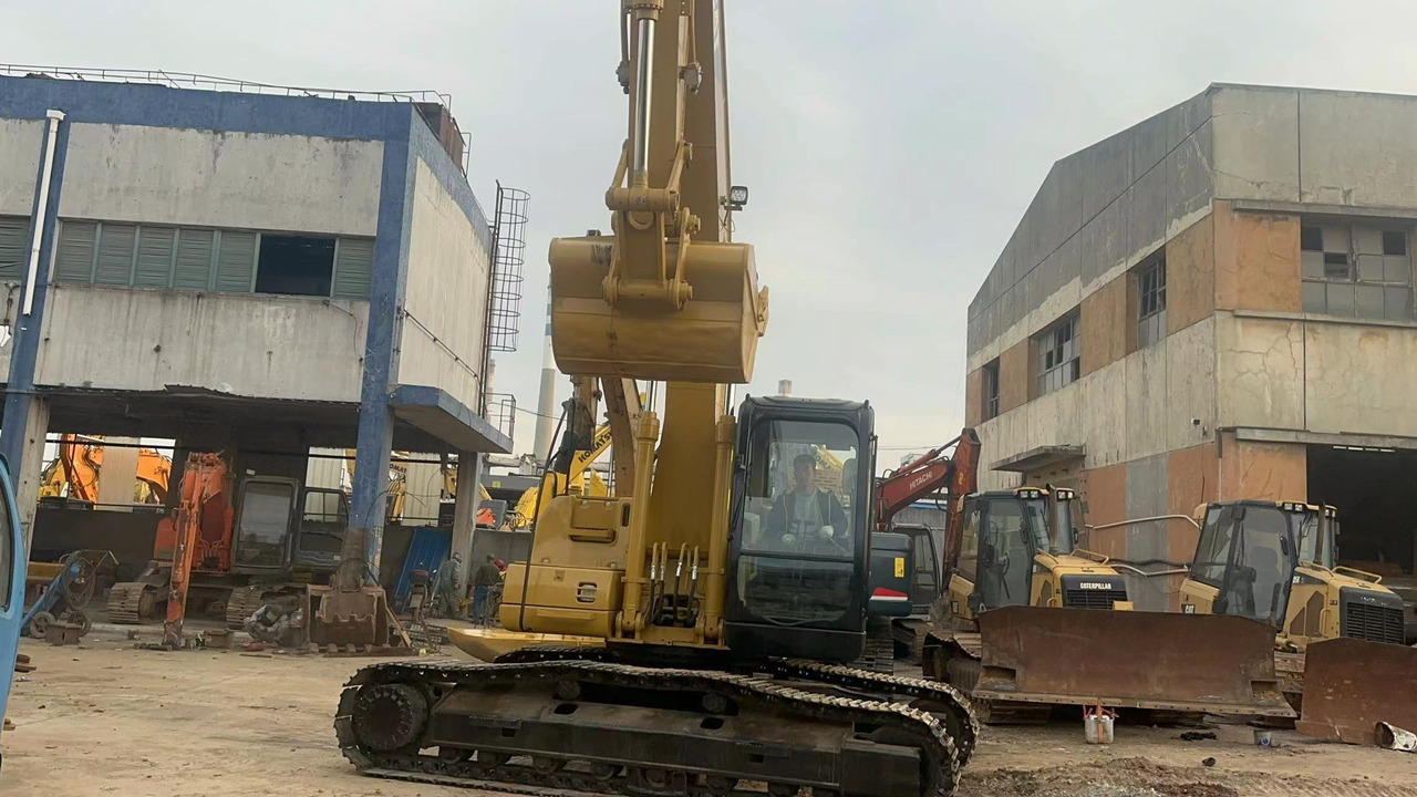 CATERPILLAR 320C - Excavadora de cadenas: foto 5 CATERPILLAR 320C - Excavadora de cadenas: foto 5