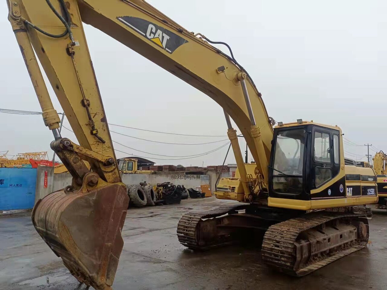CATERPILLAR 325BL - Excavadora de cadenas: foto 1 CATERPILLAR 325BL - Excavadora de cadenas: foto 1