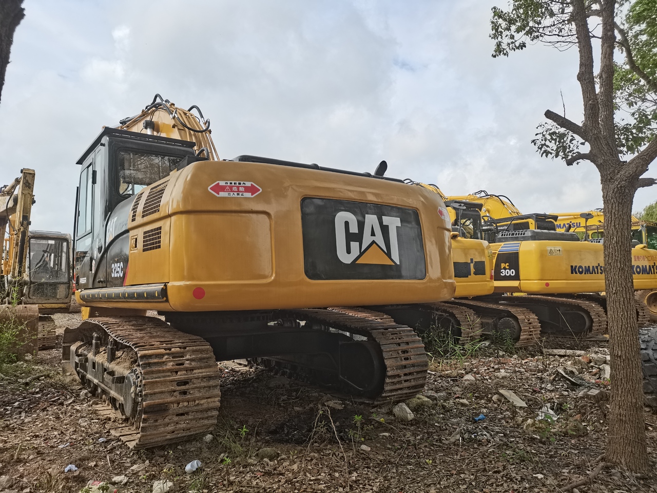 CATERPILLAR 325C - Excavadora de cadenas: foto 2 CATERPILLAR 325C - Excavadora de cadenas: foto 2